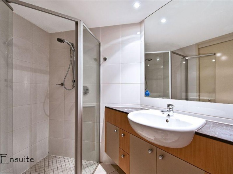 53/21 Cypress Avenue, Surfers Paradise QLD 4217