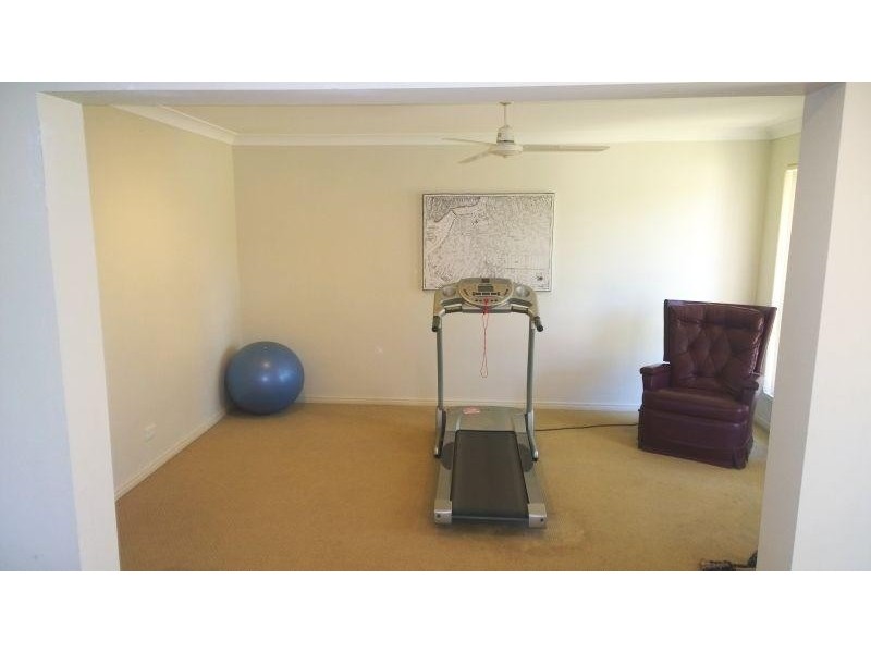 2 Bedivere Drive, Ormeau QLD 4208