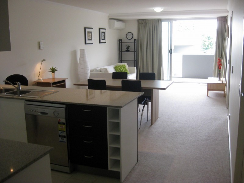 48/101 Clarence Road, Indooroopilly QLD 4068