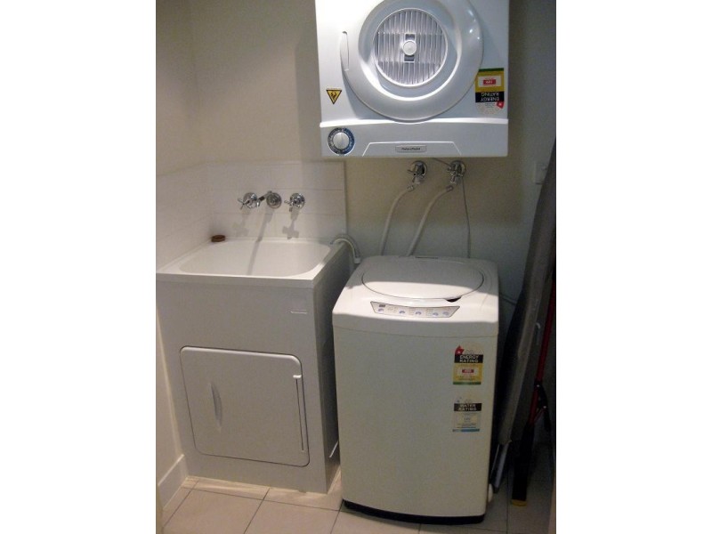 48/101 Clarence Road, Indooroopilly QLD 4068