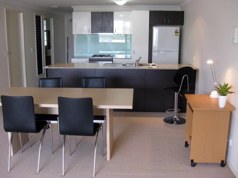 48/101 Clarence Road, Indooroopilly QLD 4068