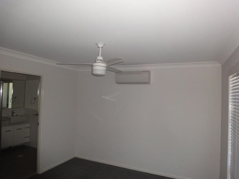 16a Cricket street, Coopers Plains QLD 4108