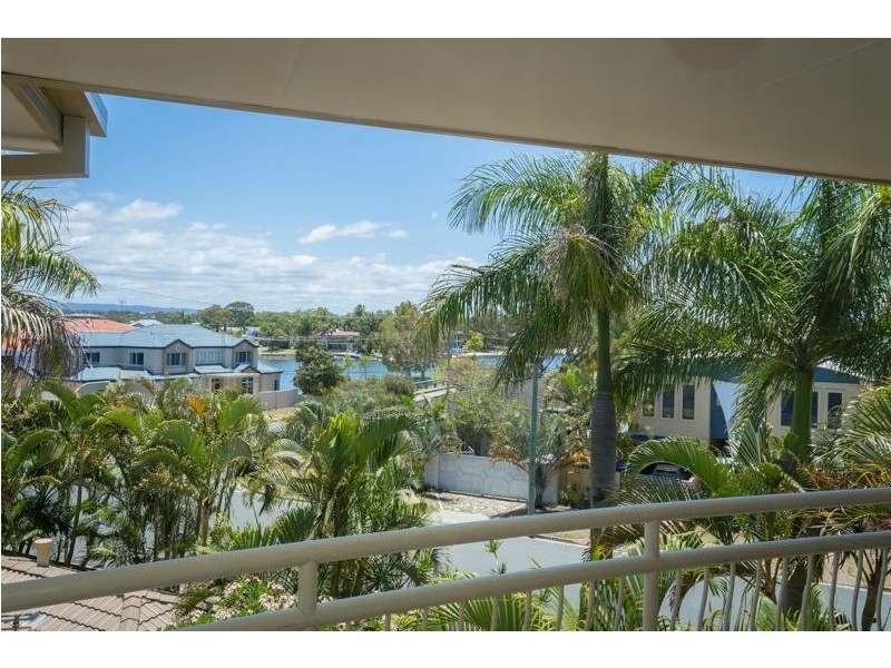 Chevron Island QLD 4217