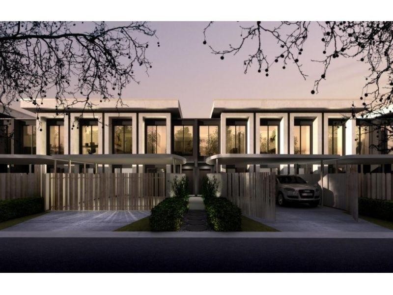 168 North Hill Drive, Robina QLD 4226