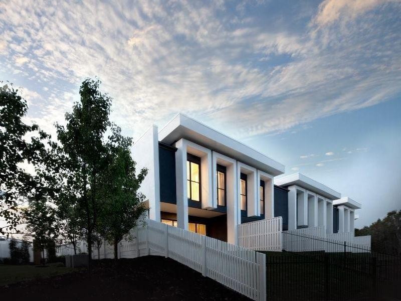 168 North Hill Drive, Robina QLD 4226