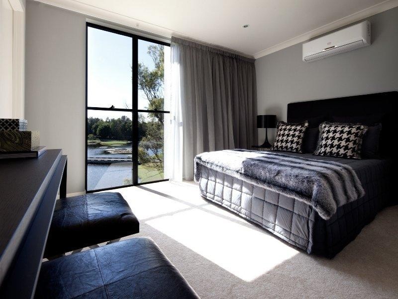 168 North Hill Drive, Robina QLD 4226