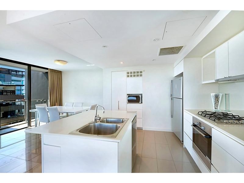 Unit 2302/438 Marine Parade, Biggera Waters QLD 4216