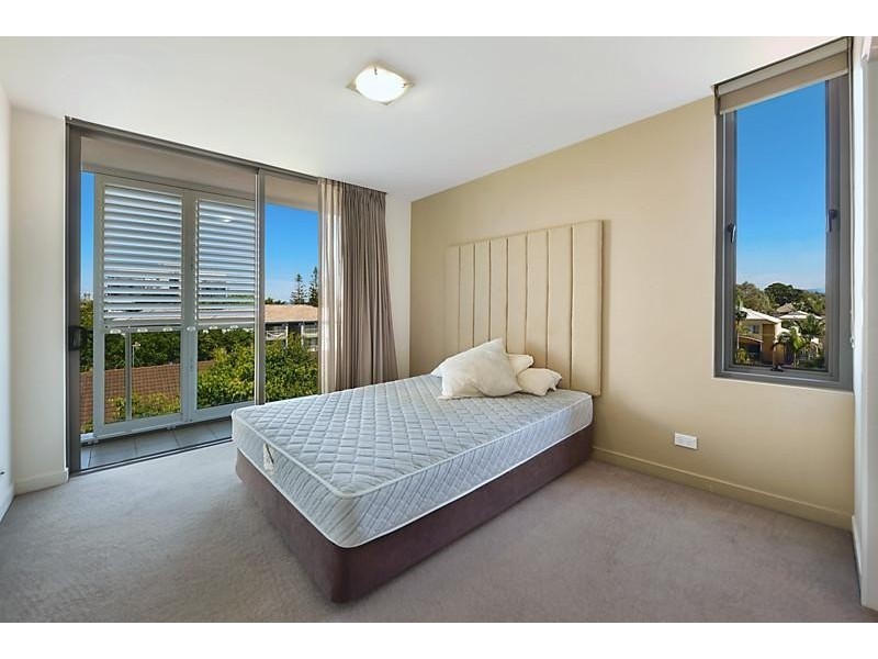 Unit 2302/438 Marine Parade, Biggera Waters QLD 4216