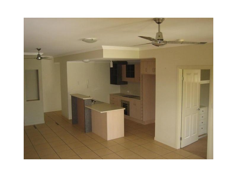 Clifton Beach QLD 4879