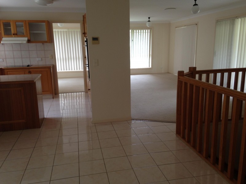 15 Clansman Court, Bonogin QLD 4213