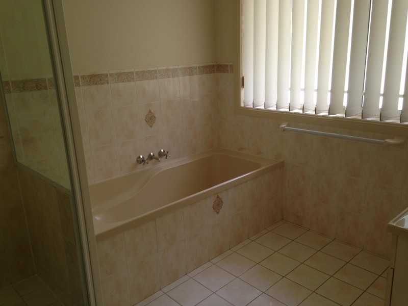 15 Clansman Court, Bonogin QLD 4213