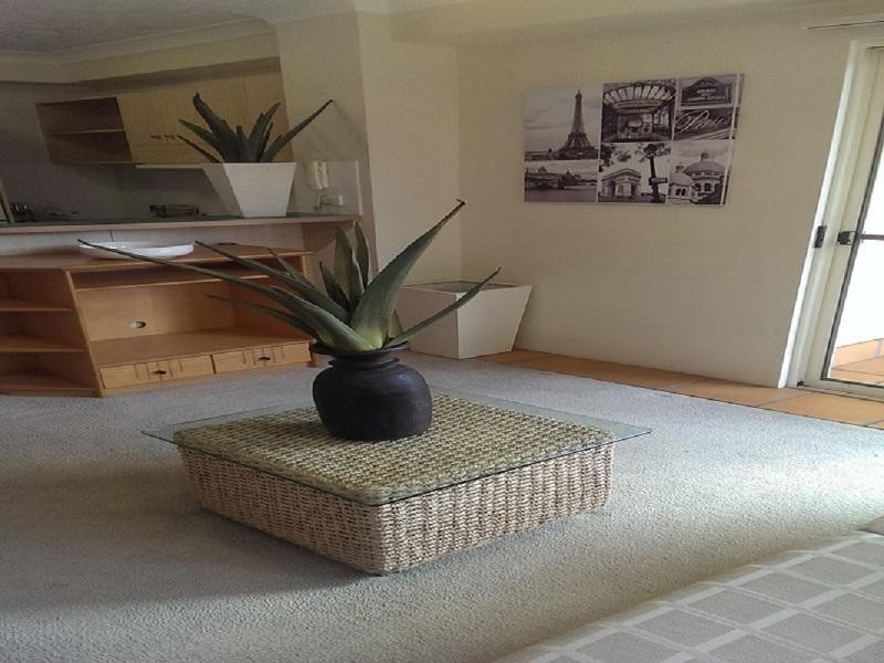 20/10-14 Purli Street, Chevron Island QLD 4217