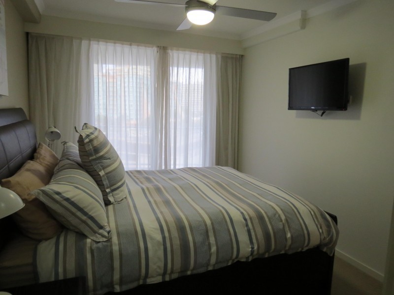 21 Cypress Avenue, Surfers Paradise QLD 4217