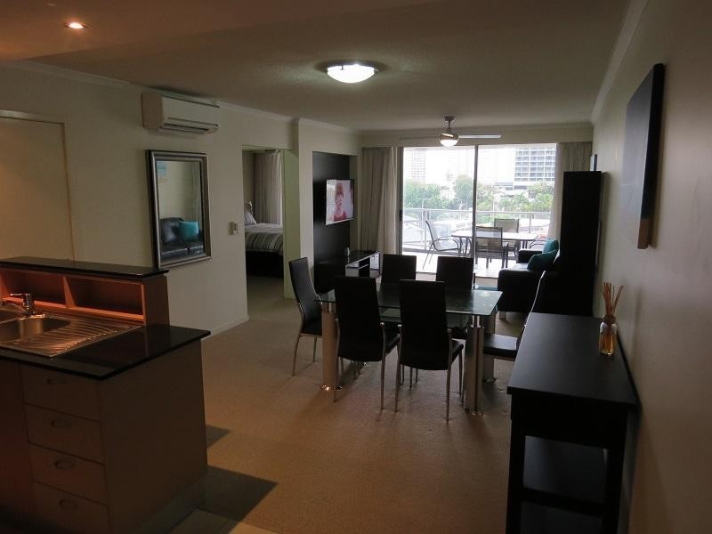 21 Cypress Avenue, Surfers Paradise QLD 4217