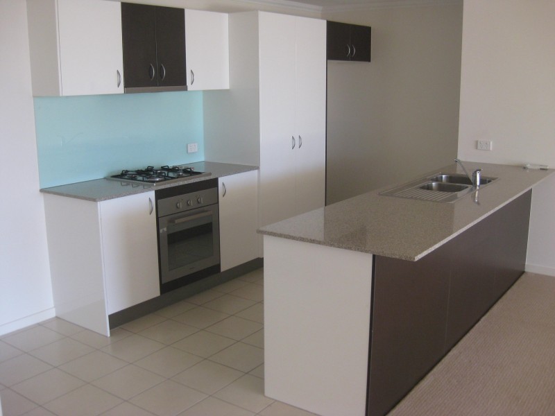 26/101 Clarence Road, Indooroopilly QLD 4068