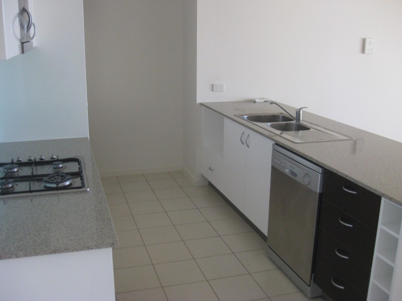 26/101 Clarence Road, Indooroopilly QLD 4068