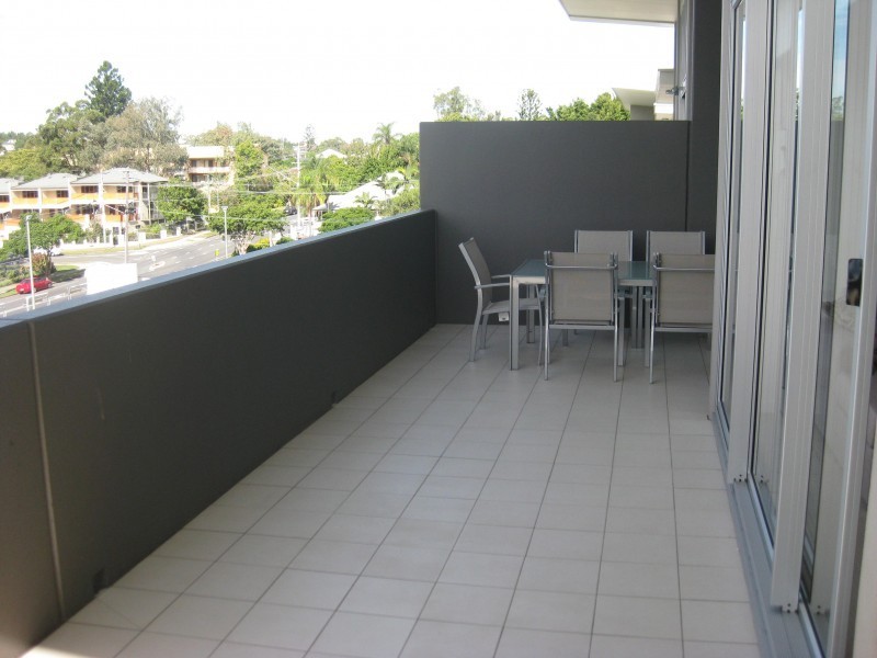 56/101 Clarence Road, Indooroopilly QLD 4068