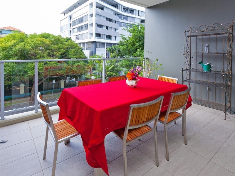 20 Newstead Terrace, Newstead QLD 4006