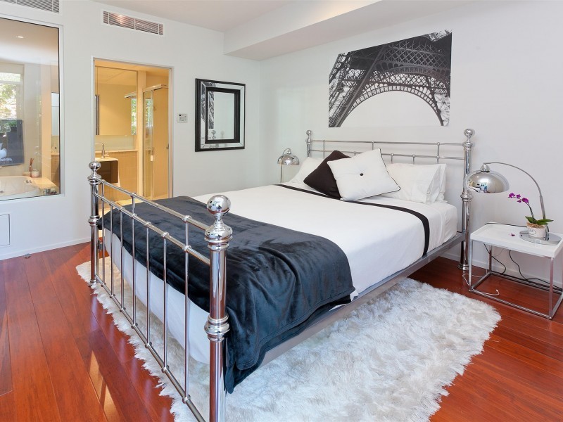 20 Newstead Terrace, Newstead QLD 4006