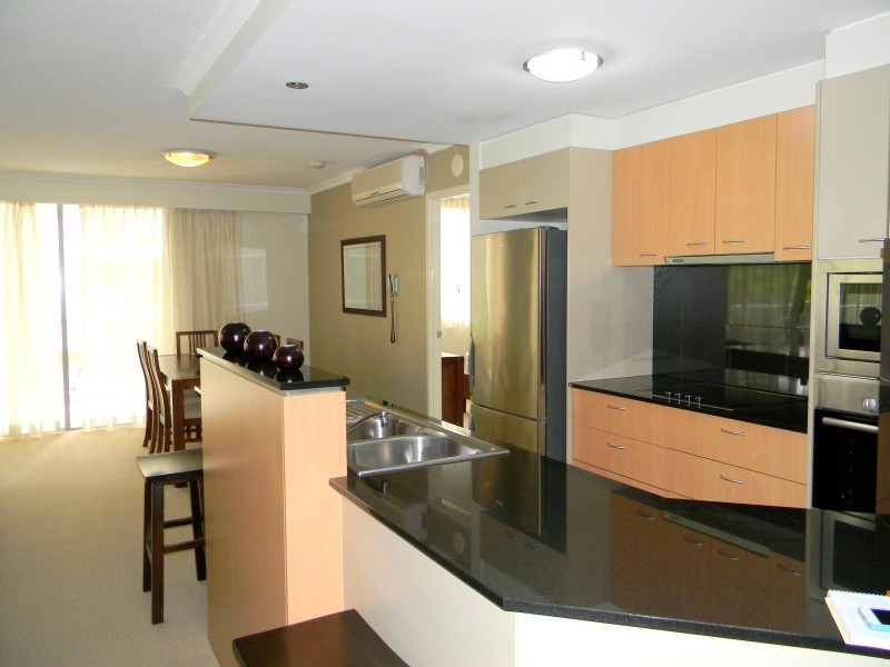 21 Cypress Avenue, Surfers Paradise QLD 4217