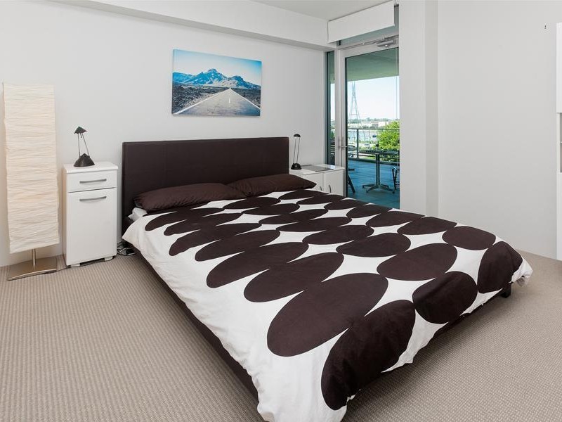 20 Newstead Terrace, Newstead QLD 4006