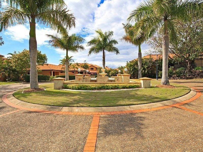 85 Palm Meadows Drive, Carrara QLD 4211