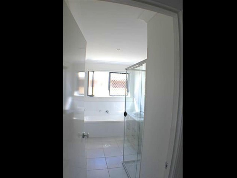 14 Ada Street, Augustine Heights QLD 4300