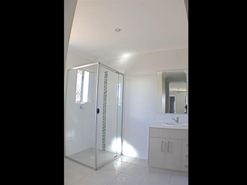 14 Ada Street, Augustine Heights QLD 4300