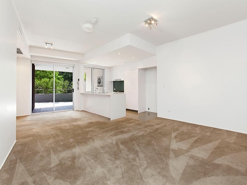 8 Dunmore Terrace, Auchenflower QLD 4066