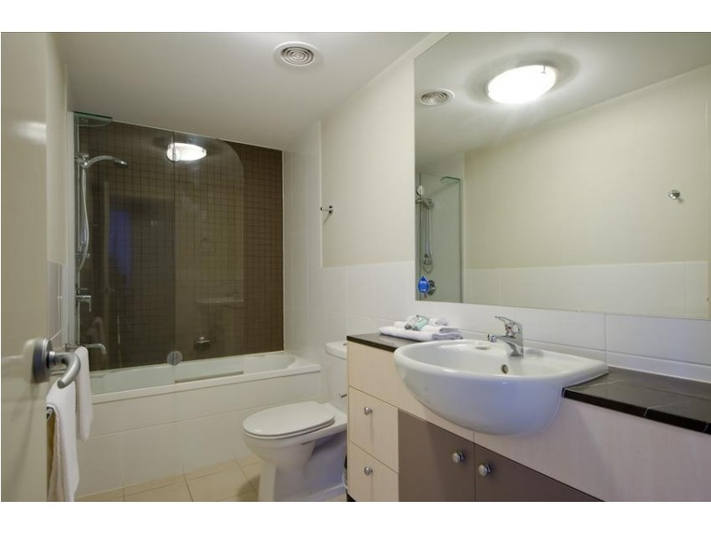 34/21 Cypress Avenue, Surfers Paradise QLD 4217