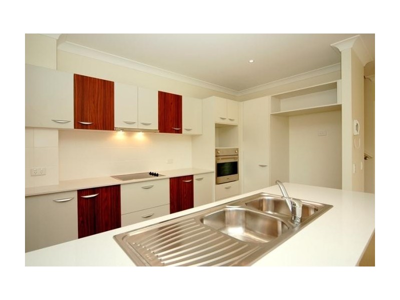 B/2 Catalina Way, Upper Coomera QLD 4209