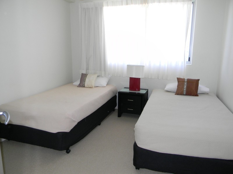 21 Cypress Avenue, Surfers Paradise QLD 4217