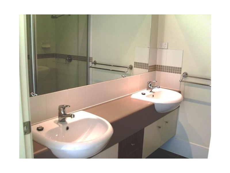 A/2 Catalina Way, Upper Coomera QLD 4209