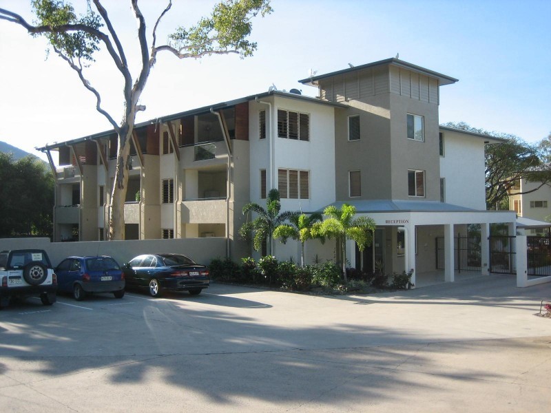 Clifton Beach QLD 4879