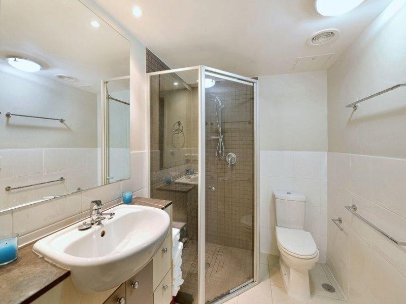 75/21 Cypress Avenue, Surfers Paradise QLD 4217