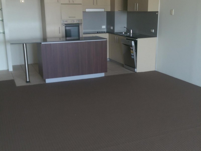 360 Marine Parade, Labrador QLD 4215