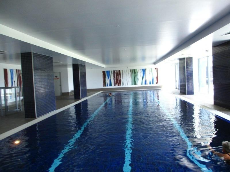 4 Como Crescent, Southport QLD 4215