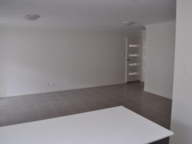 10 Riverview Road, Nerang QLD 4211