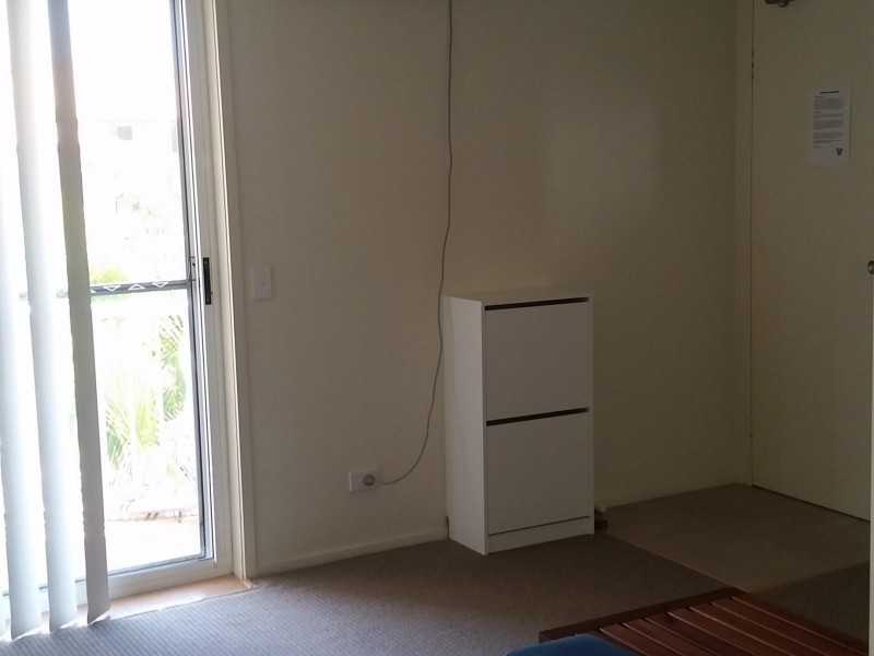 Furn/12 Lloyd Street, Southport QLD 4215