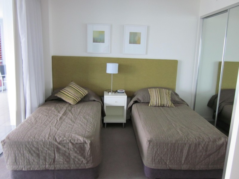 unit 1405/438 Marine Parade, Biggera Waters QLD 4216