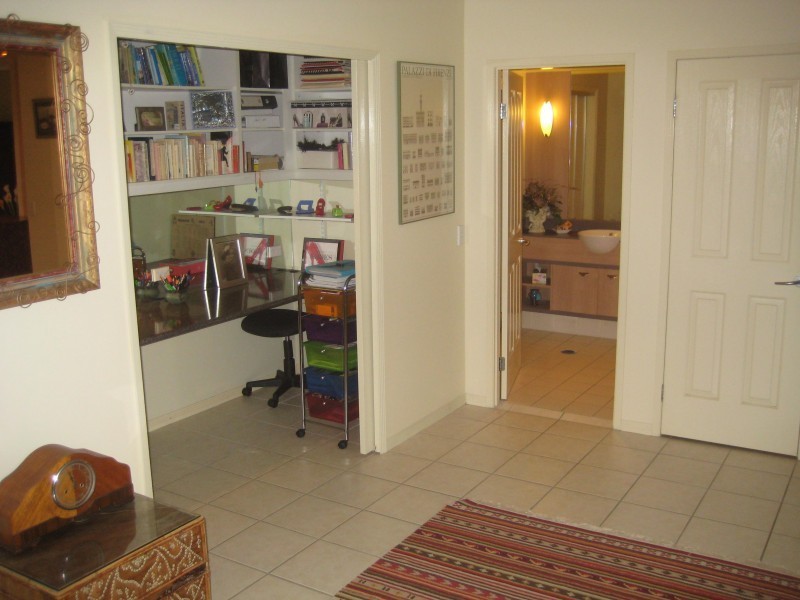 136 Palm Meadows Drive, Carrara QLD 4211