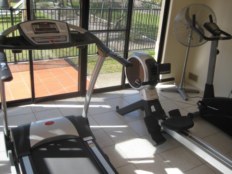 136 Palm Meadows Drive, Carrara QLD 4211