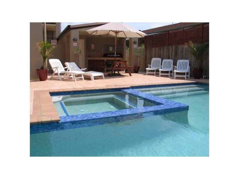 1/4 Mawarra, Palm Beach QLD 4221