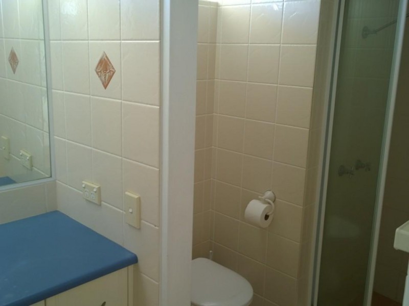 2 Ocean Ave, Surfers Paradise QLD 4217