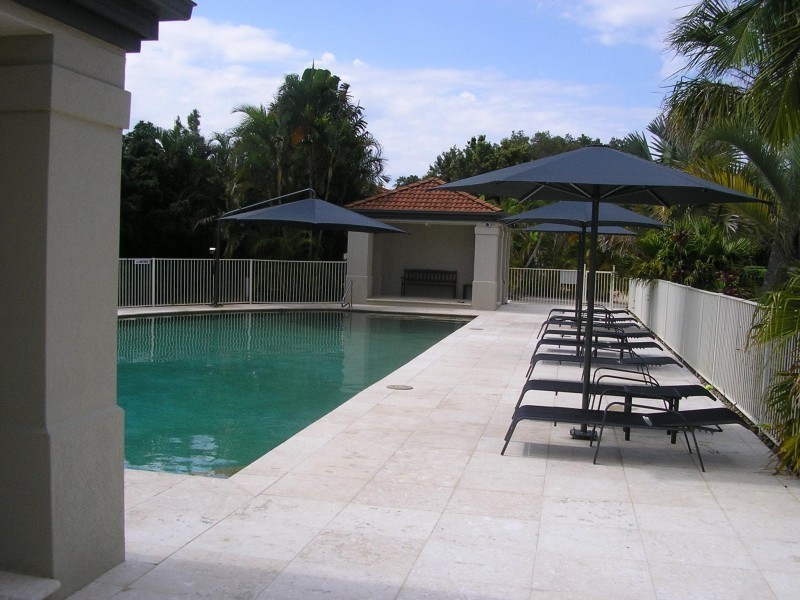 34 Albicore Street, Mermaid Waters QLD 4218