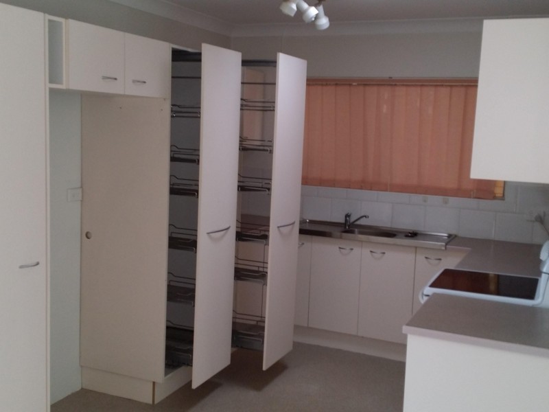 2  Brenda Court, Underwood QLD 4119