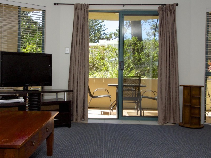 143-147 Cnr. Graham St & Golden Four Drive, Bilinga QLD 4225