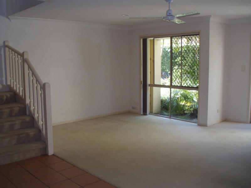 152 Palm Meadows Drive, Carrara QLD 4211