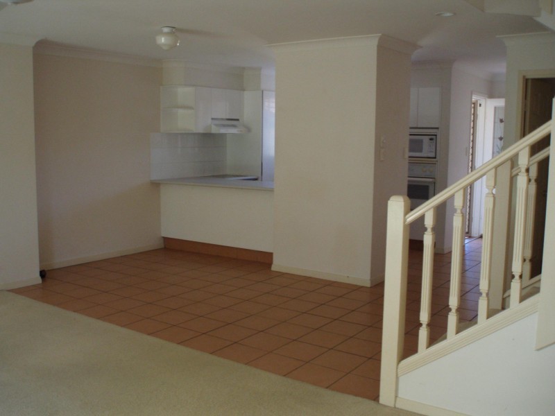 152 Palm Meadows Drive, Carrara QLD 4211