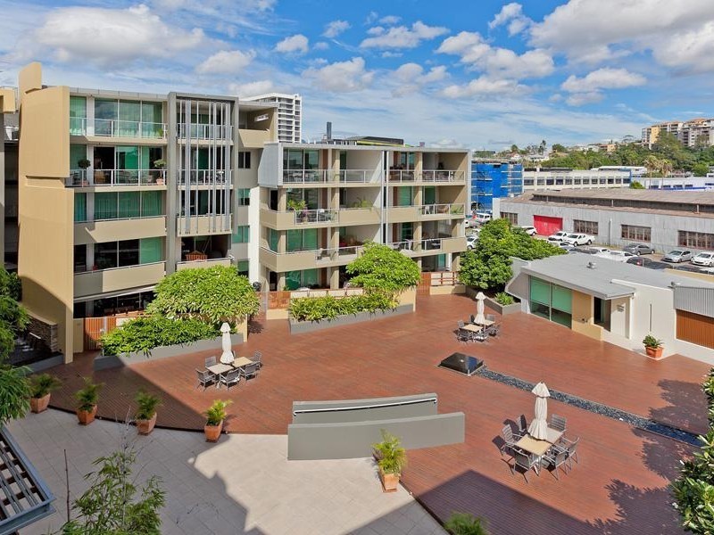 28/20 Newstead Terrace, Newstead QLD 4006